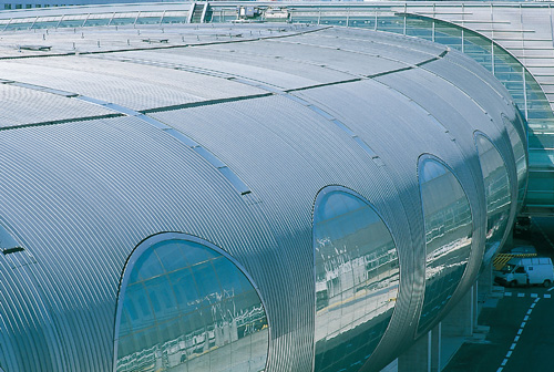 因此针对不同锈蚀等级金属厂房的翻新修缮