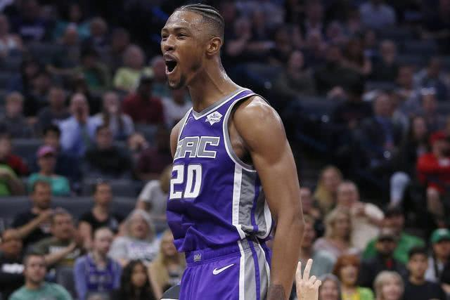 哈里·贾尔斯砍37+19创个人最佳 率领江苏男篮内线