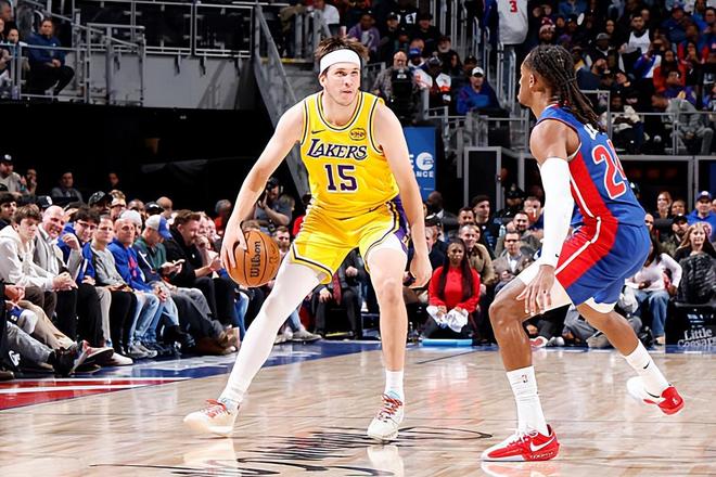 活塞力克湖人终结湖人九连胜 里夫斯攻防失衡成