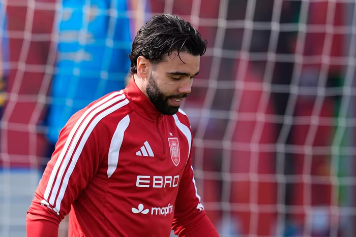 拉亚俱乐部表现惊艳，国家队却坐替补席？