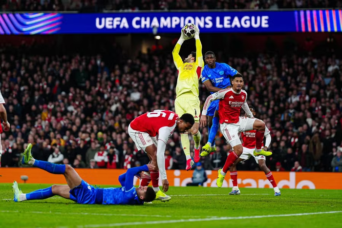 拉亚俱乐部表现惊艳，国家队却坐替补席？