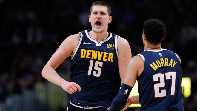 约基奇33次三双领跑联盟 掘金逆转开拓者登西部