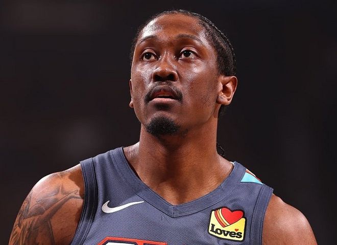 NBA季后赛首轮多组1-1对决 伤病潮冲击争冠球队